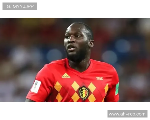 西亚卡姆回应外界批评专注比赛不受干扰强调自己职业态度